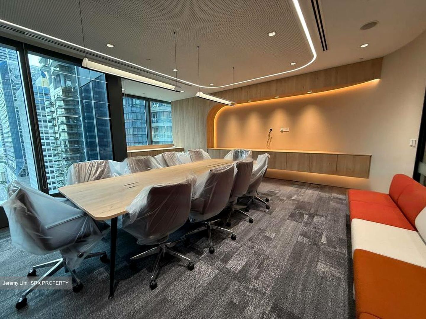 Central Boulevard (D1), Office #451142981